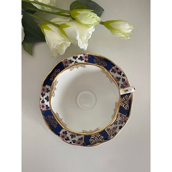 Royal Albert 100 Years Regency Blue Cup & Saucer Book - Picture 2 of 9